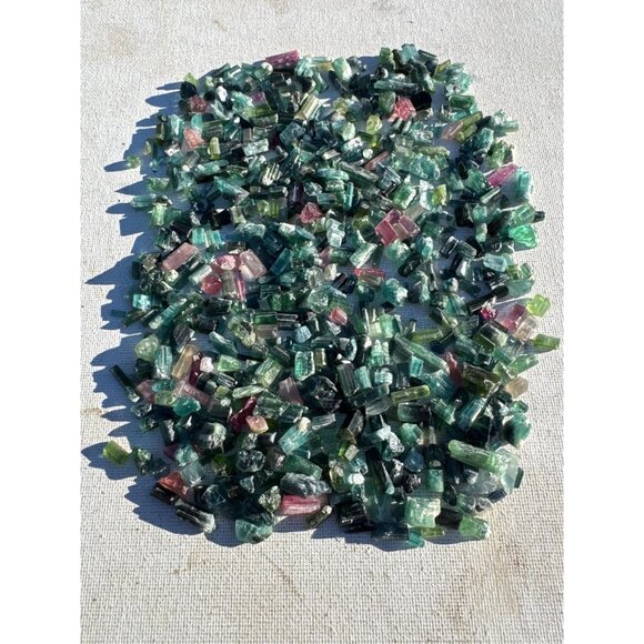 Tourmaline Crystals Lot - 146.7 grams / 733 carats - Picture 6 of 8